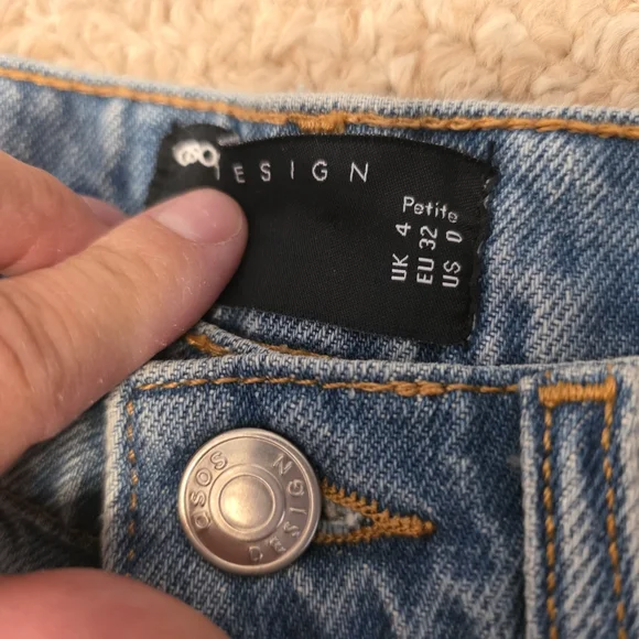 ASOS Light Blue Jean Shorts - Picture 2 of 4